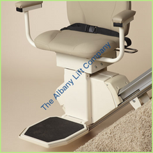 Load image into Gallery viewer, Harmar Pinnacle Hd Indoor Straight Stairlift