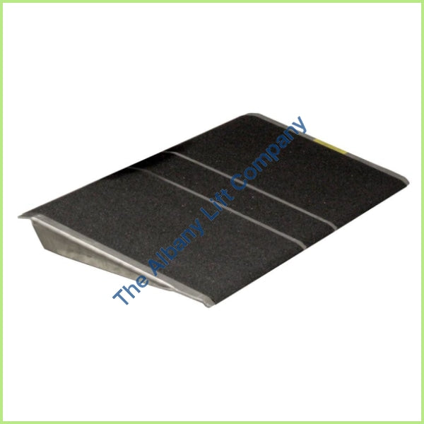 PRAIRE VIEW 24'' X 36'' THRESHOLD RAMP (2.5'' RISE) – Thealbanyliftcompany