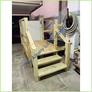 Standard Landing (Includes Basic Handrails & Steps) Misc